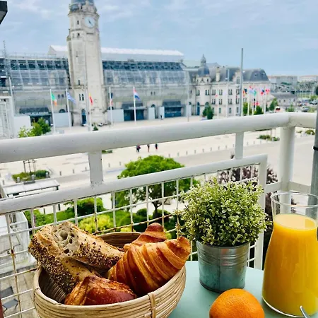 Centre Ville, Ideal Pour 8 Personnes Apartment *